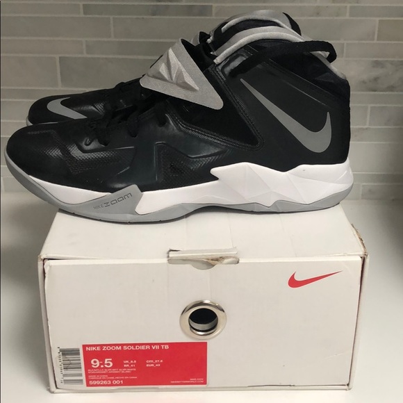 nike zoom soldier vii tb